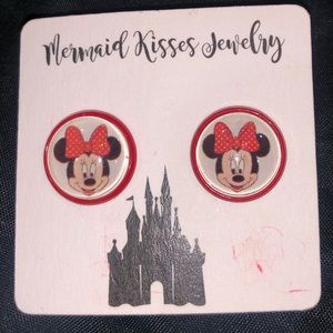 🐞Mermaid kisses minnie mouse Disney earrings